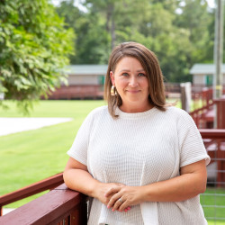 Kristen Fraley headshot