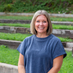 Sandee Blankenship headshot